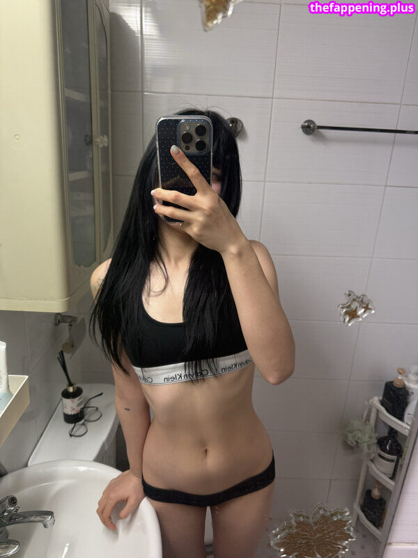 cc979 / cc99799 / user Naken OnlyFans Foto #1