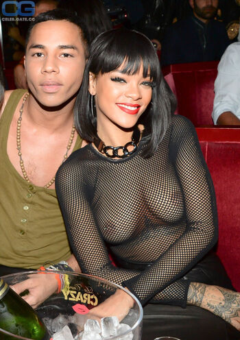 Celebrity Boobs