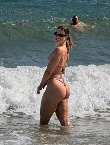 Coach Nina