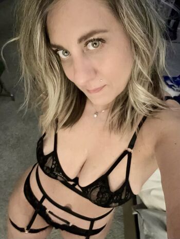 Cutesexymom