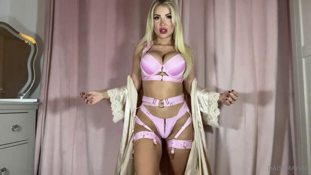 CutieDaisyMay093