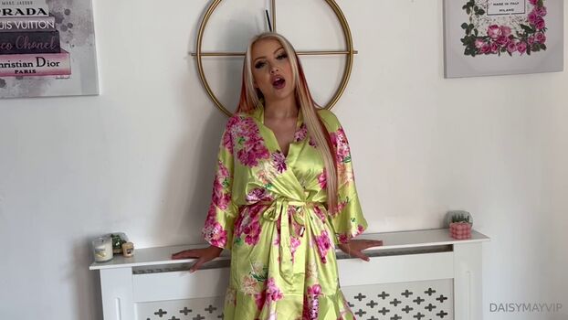 CutieDaisyMay093