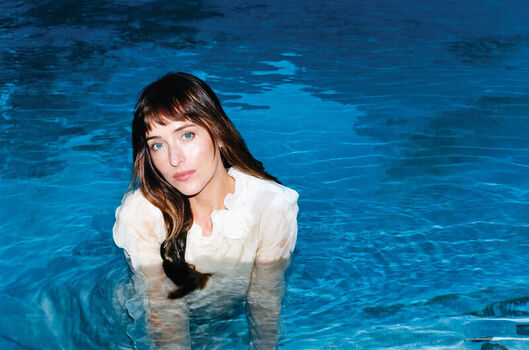 Dakota Johnson