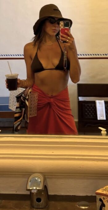 Daniella Monet