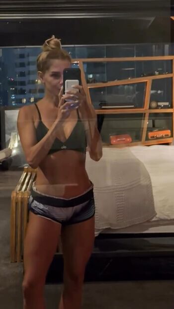 Deborah Secco