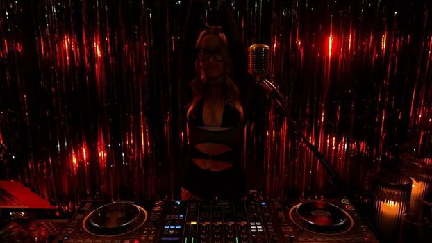 DJMissShelton