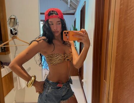 Dua Lipa