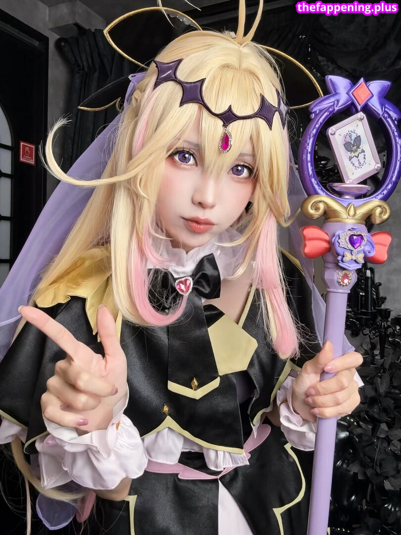 Ely Cosplay / Ely_eee / eeelyeee Photo OnlyFans Nu #381