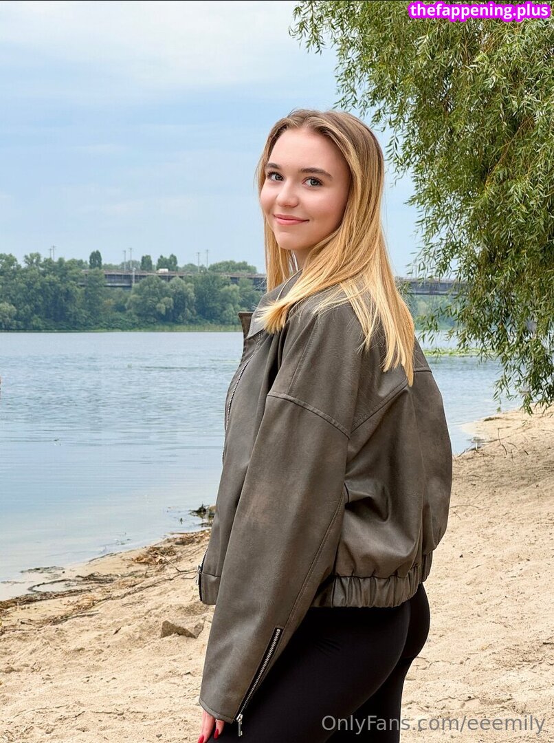 eeemily / eeemily.y Nahá OnlyFans fotografie #25