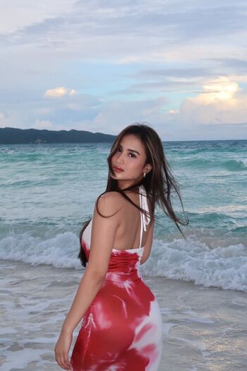Elenyta Paloma