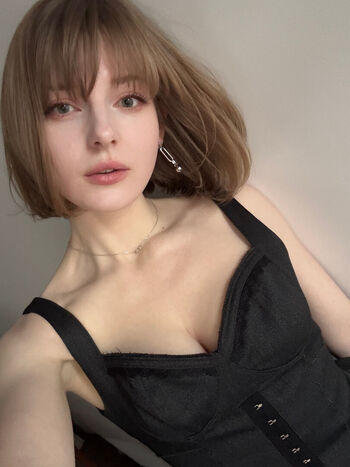 Ella Freya
