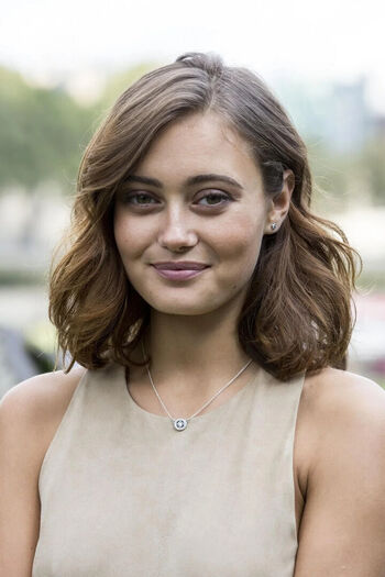 Ella Purnell