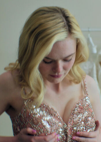 Elle Fanning