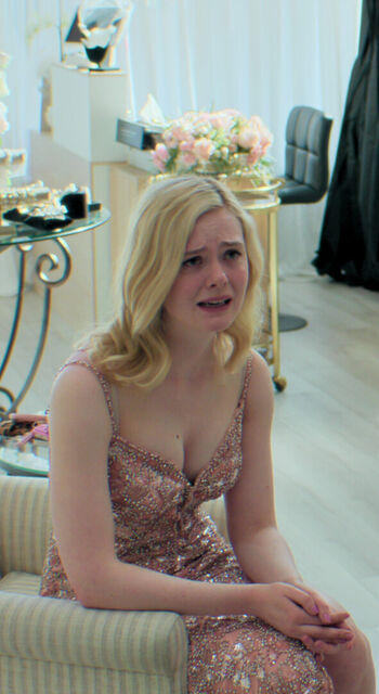 Elle Fanning