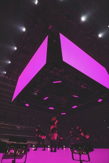 Elle Teresa ????????