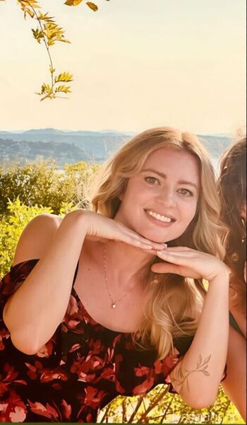 Elyse Willems