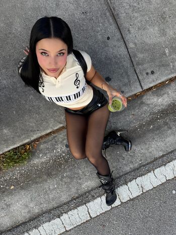 Emilia Mernes