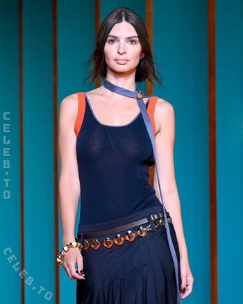 Emily Ratajkowski