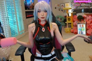 emiru.jpg