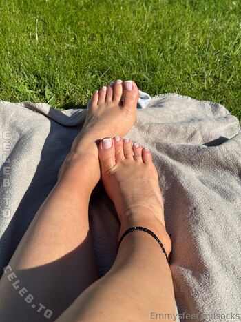 Emmysfeetandsocks