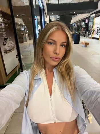 evitaaa29