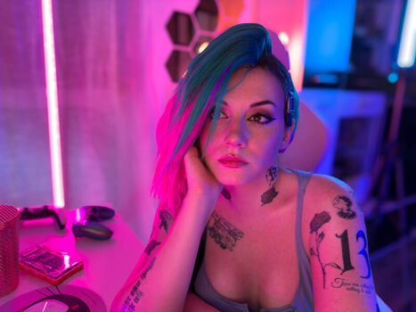 Ezy Summers Cosplay
