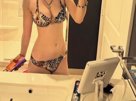 fairlyodd_goddess
