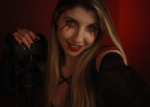 FrivolousFox ASMR