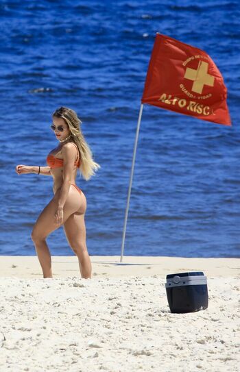 Gabi Martins