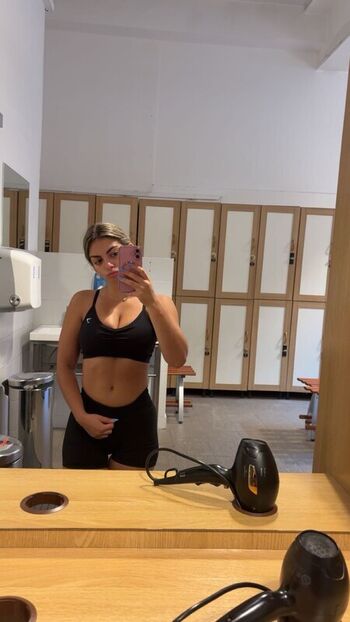 gaby_zola
