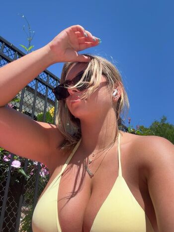 gaby_zola