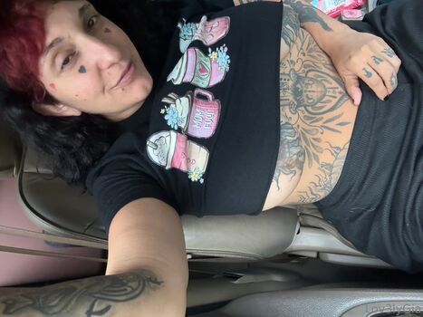 Gia Lovely