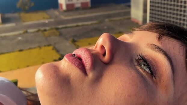 Giantess Victoria