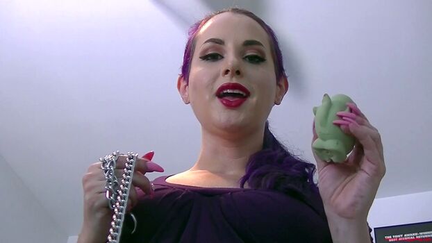 Goddess Valora