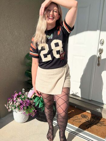 HappyHappyGal
