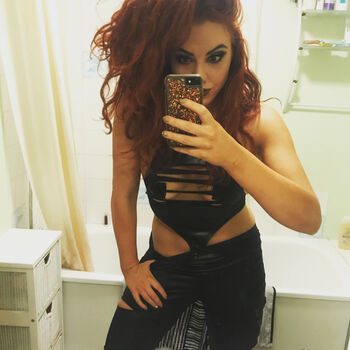 Hayley De Sola Pinto