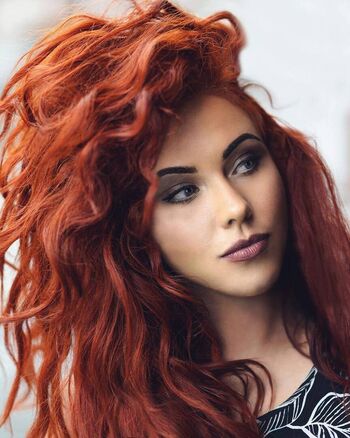 Hayley De Sola Pinto
