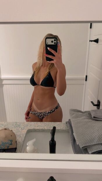 Heather Nikole