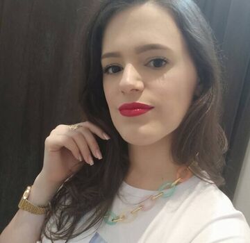 Hemilly Milene Carvalho