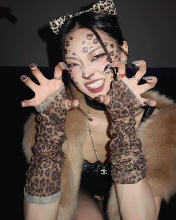 Hena Yang