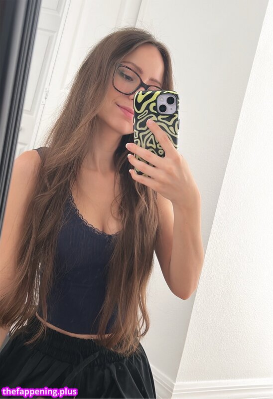 https: / iiiZwerg Naakte OnlyFans Foto #113