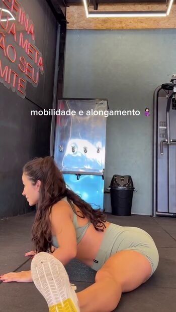 Isadora Abrahao