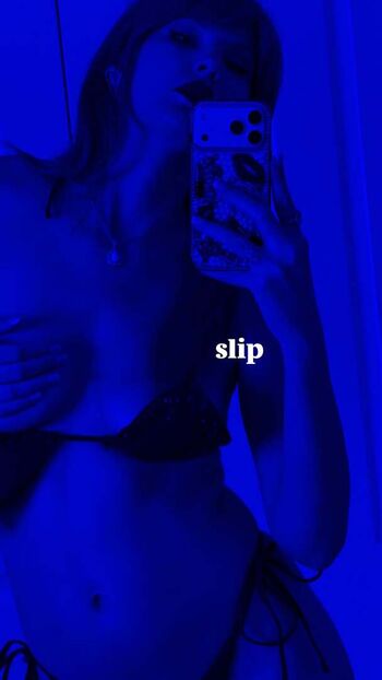 Itsjustblondie -Itsjustashley13