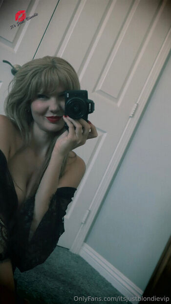 ItsJustblondie