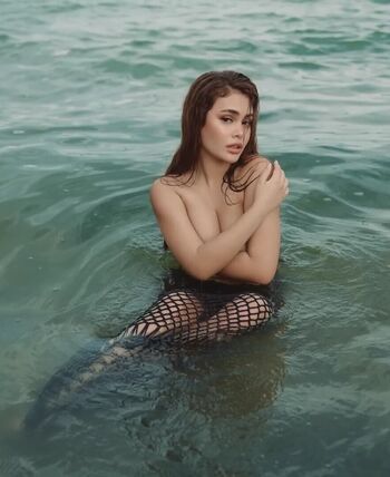 Ivana Alawi