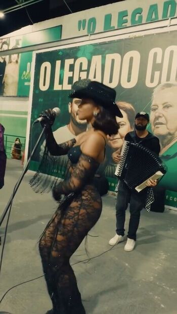 Iza Cantora