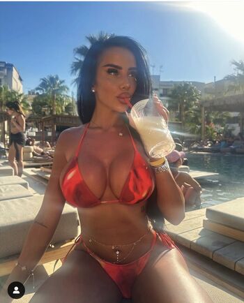 Janecara94