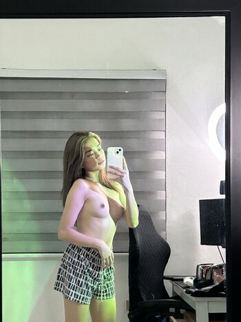 Janine Icaca Vids