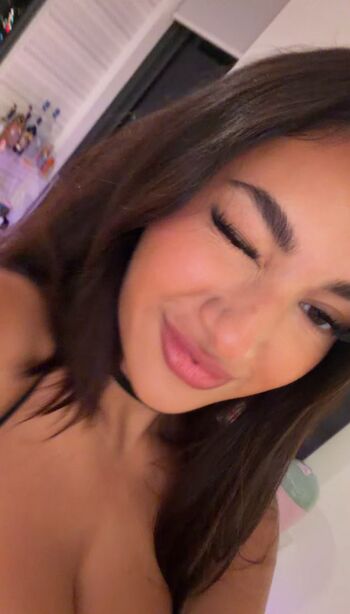 jasmine_lillyyyy