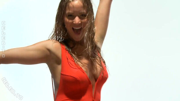 Jennifer Lawrence